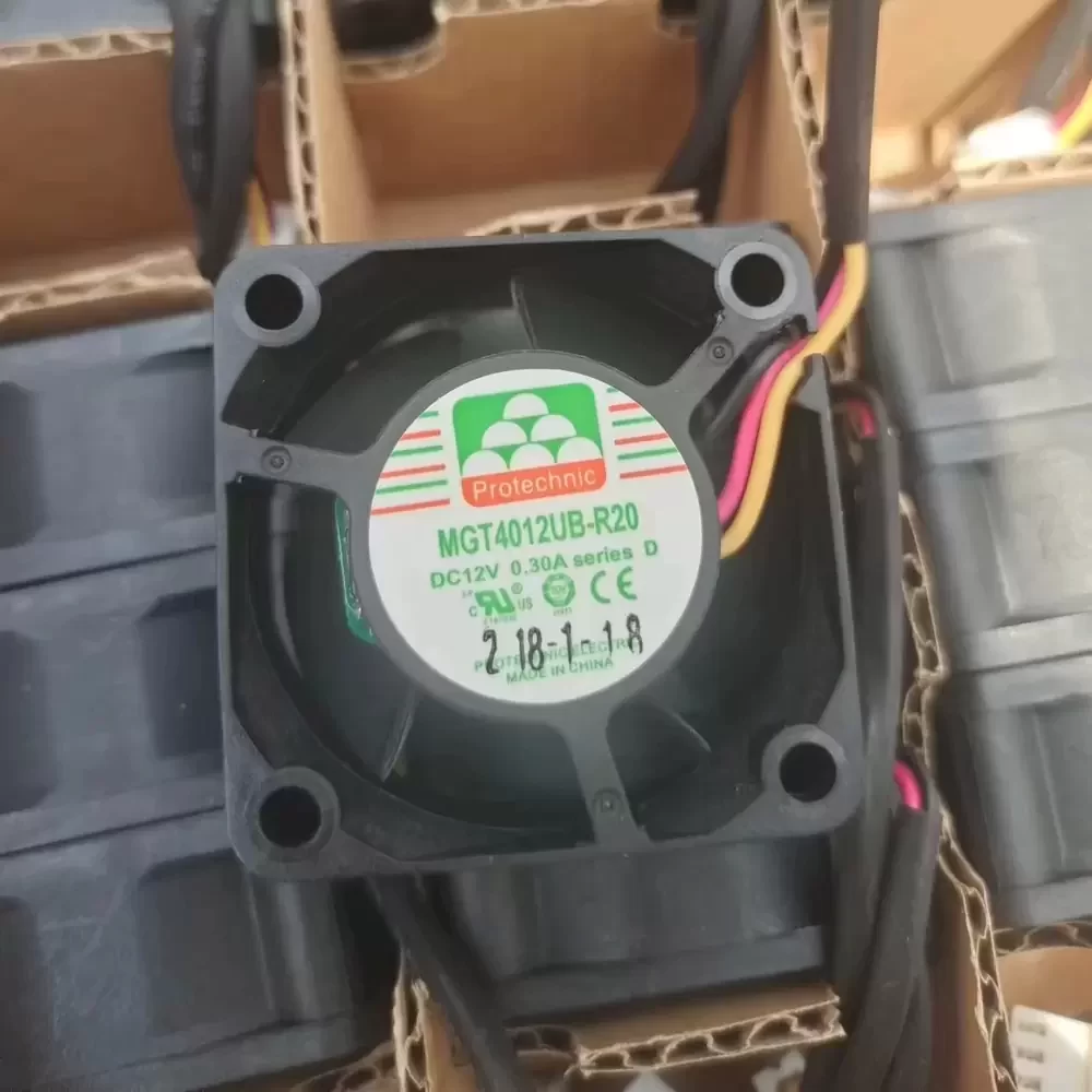 MGT4012UB-R20 Magic 12VDC 40x40x20mm 13600RPM Axial Fan