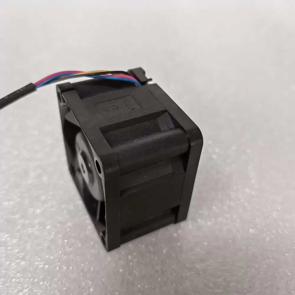 MGT4012WB-W28 Magic 12VDC 40x40x28mm Server Axial Fan MGT4012WB-W28 Magic 12VDC 40x40x28mm Server Axial Fan