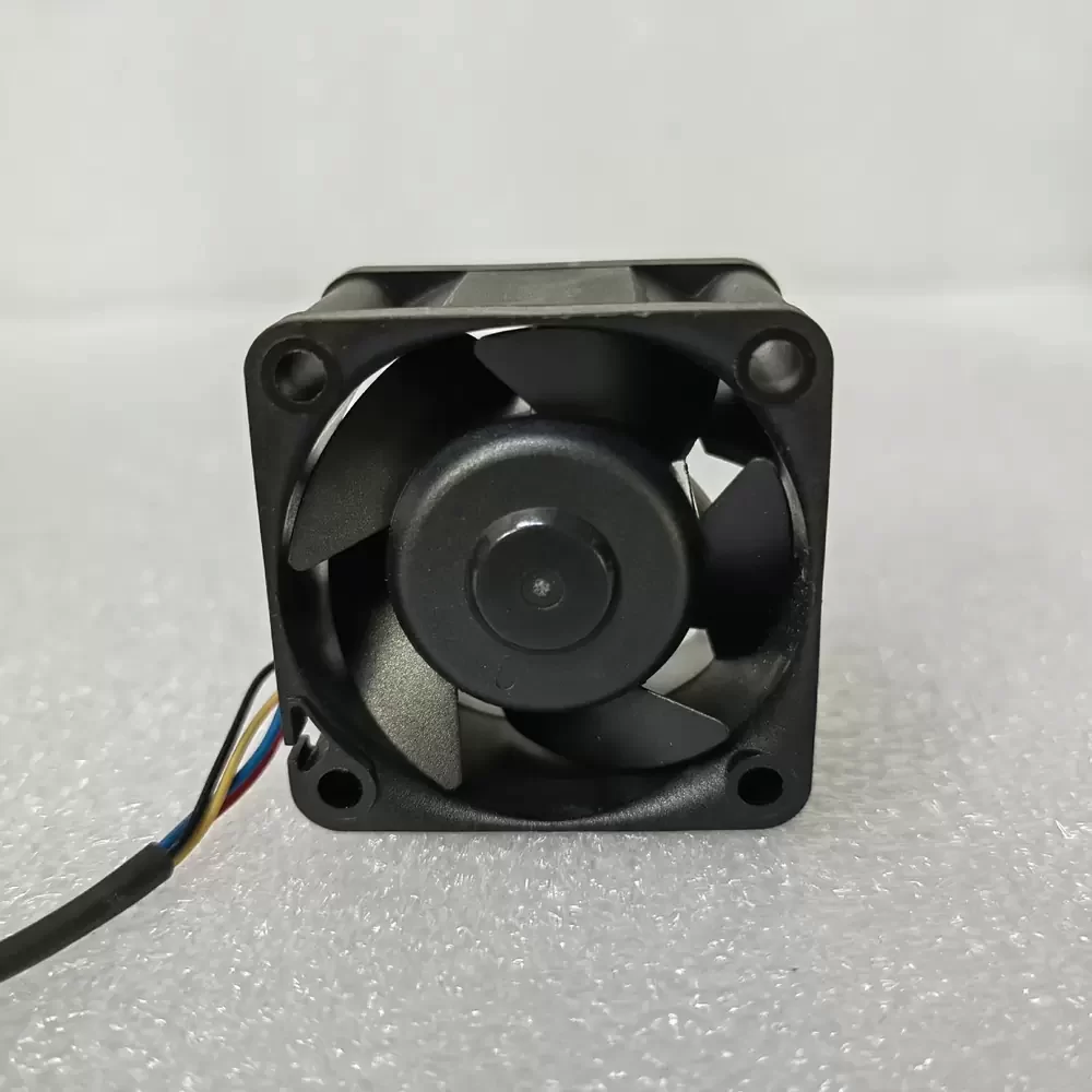 MGT4012WB-W28 Magic 12VDC 40x40x28mm Server Axial Fan MGT4012WB-W28 Magic 12VDC 40x40x28mm Server Axial Fan