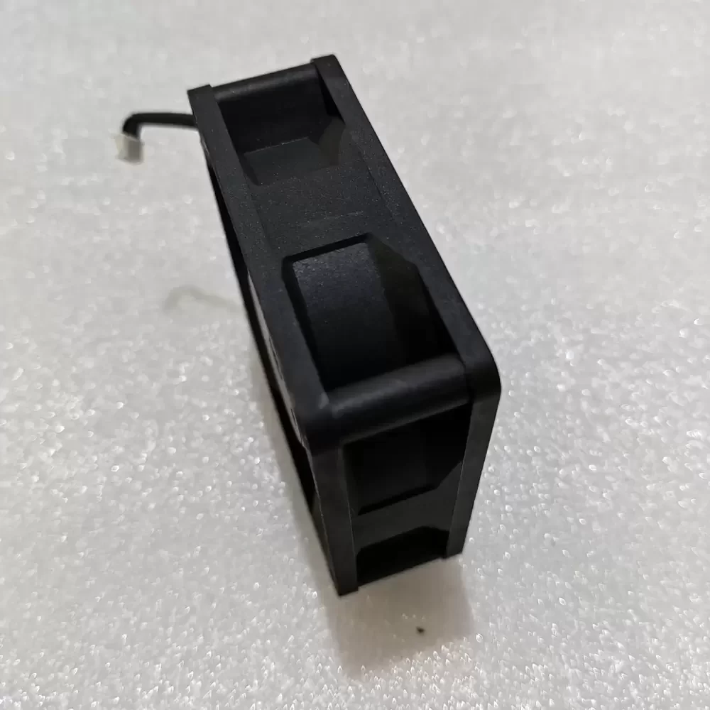 MGT7012MF-W25 Protechnic 12VDC 70x70x25mm Axial Fan MGT7012MF-W25 Protechnic 12VDC 70x70x25mm Axial Fan