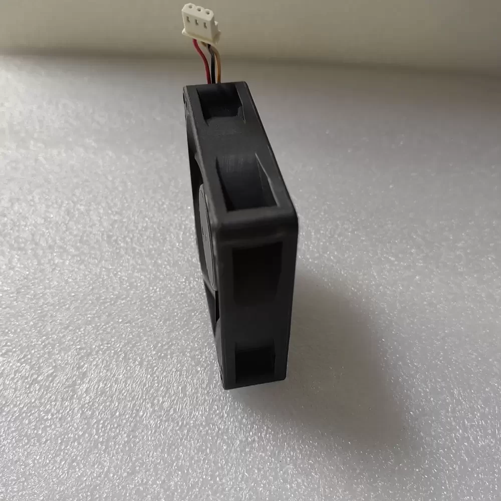 MGT7012XB-O20 MAGIC 12V 0.36A Dual Ball Cooling Fan MGT7012XB-O20 MAGIC 12V 0.36A Dual Ball Cooling Fan