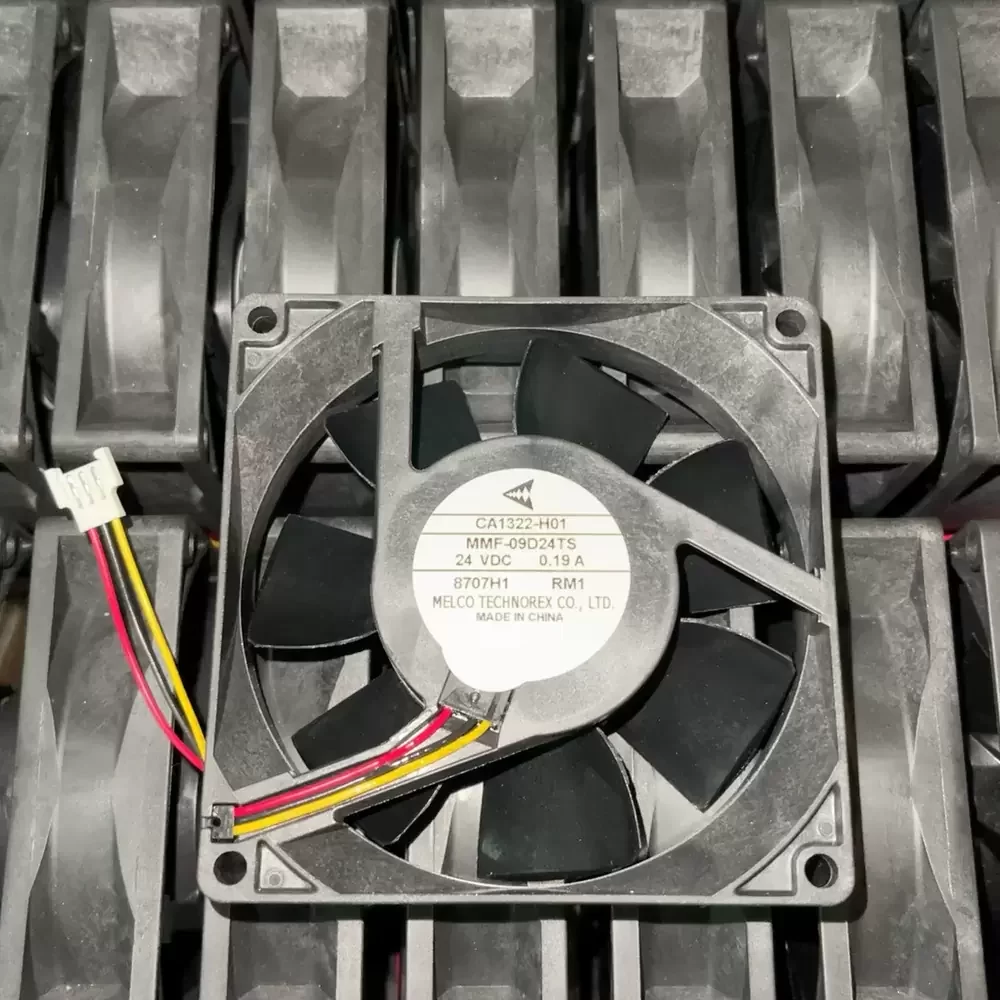 MMF-09D24TS-RM1 Mitsubishi 24VDC 92mm 3-Wire Axial Fan