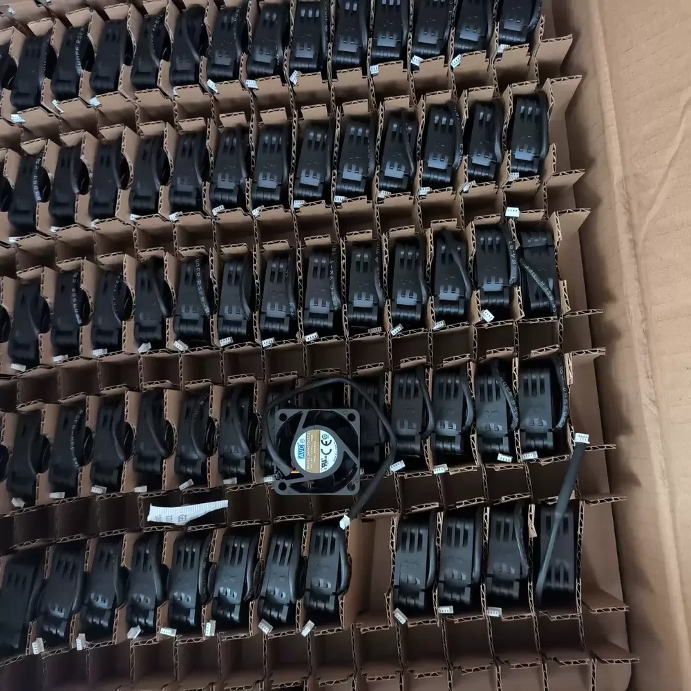 PL13B48M Power Logic 48VDC 120x120x38mm DC Axial Fan PL13B48M Power Logic 48VDC 120x120x38mm DC Axial Fan