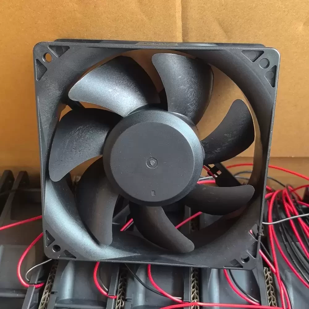 PMD2412PMB1-A.(2).GN SUNON 24VDC 120x120x38mm 18.2W Axial Fan PMD2412PMB1-A.(2).GN SUNON 24VDC 120x120x38mm 18.2W Axial Fan