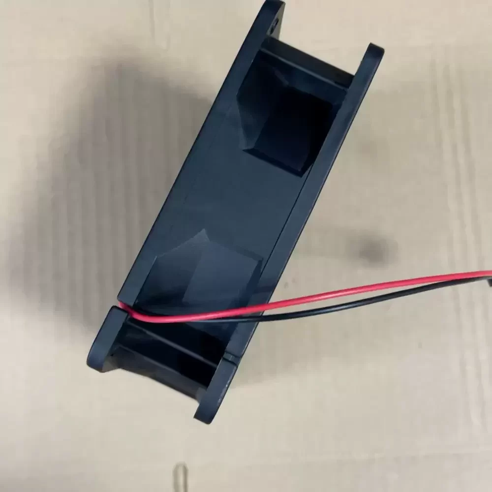 PSD2412PMB1.(2).GN Sunon 24VDC 120x120x38mm Axial Fan PSD2412PMB1.(2).GN Sunon 24VDC 120x120x38mm Axial Fan