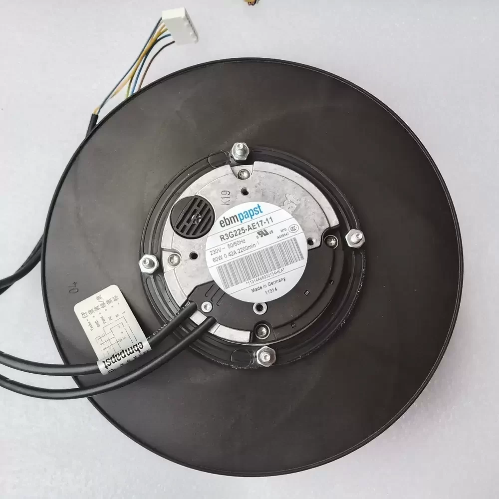 R3G225-AE17-11 ebm-papst 230VAC 225mm EC Motor Centrifugal Fan