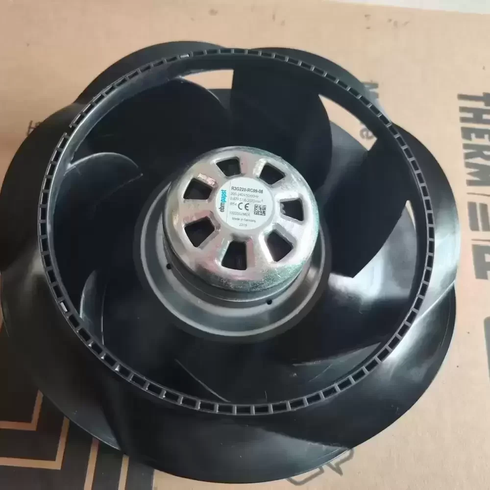 R3G225-RC09-08 ebm-papst 200-240V 225mm IP54 Centrifugal Fan