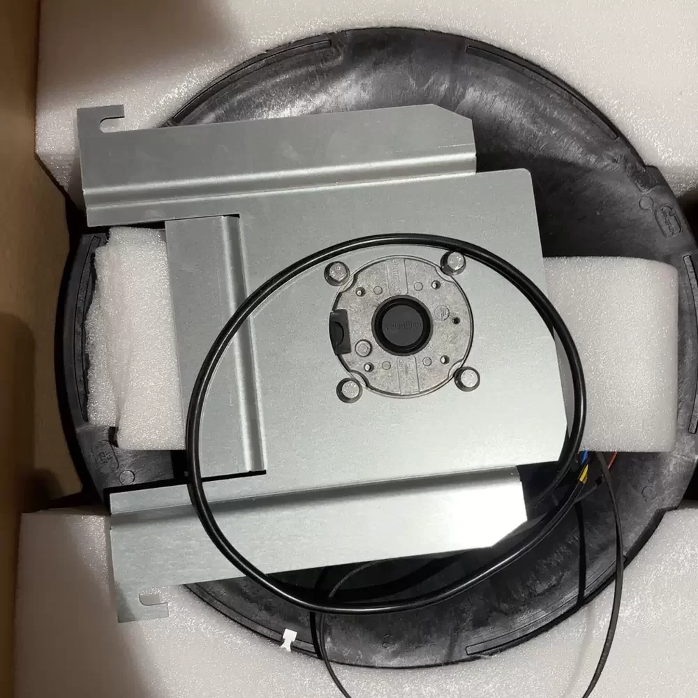 R3G355-RB03-10 ebmpapst 200-240VAC 355mm Centrifugal Fan R3G355-RB03-10 ebmpapst 200-240VAC 355mm Centrifugal Fan