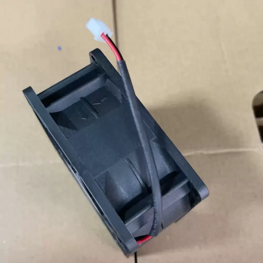 R8038M24BPCB1b-7 PELKO Motors 24VDC 80x80x38mm Axial Fan R8038M24BPCB1b-7 PELKO Motors 24VDC 80x80x38mm Axial Fan