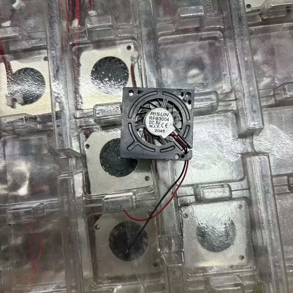 RFB3004 RISUN 5VDC 30x30x4mm Ultra-thin Blower Fan