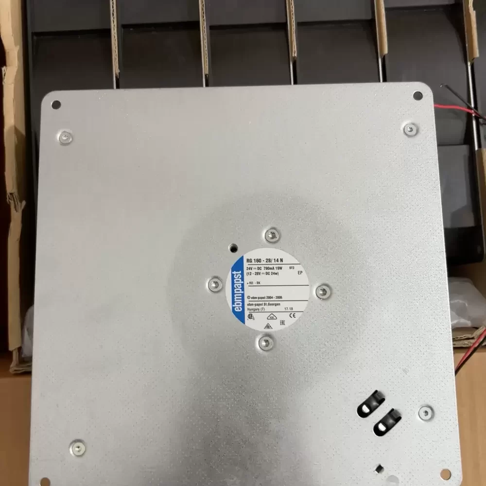 RG160-28/14N ebm-papst 24VDC 220x220x56mm Centrifugal Fan