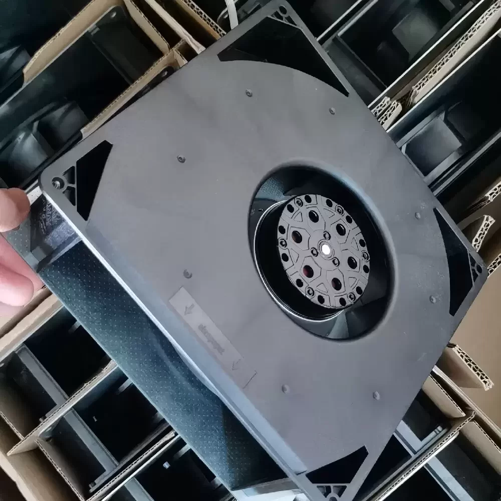 RG160-28/56S ebm-papst 230VAC AC Centrifugal Blower RG160-28/56S ebm-papst 230VAC AC Centrifugal Blower