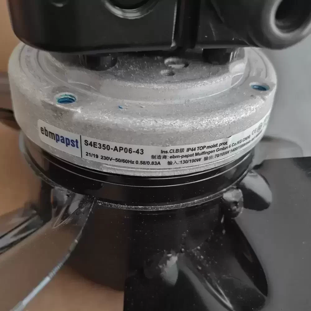 S4E350-AP06-43 ebmpapst 230VAC 350mm AC Axial Fan S4E350-AP06-43 ebmpapst 230VAC 350mm AC Axial Fan