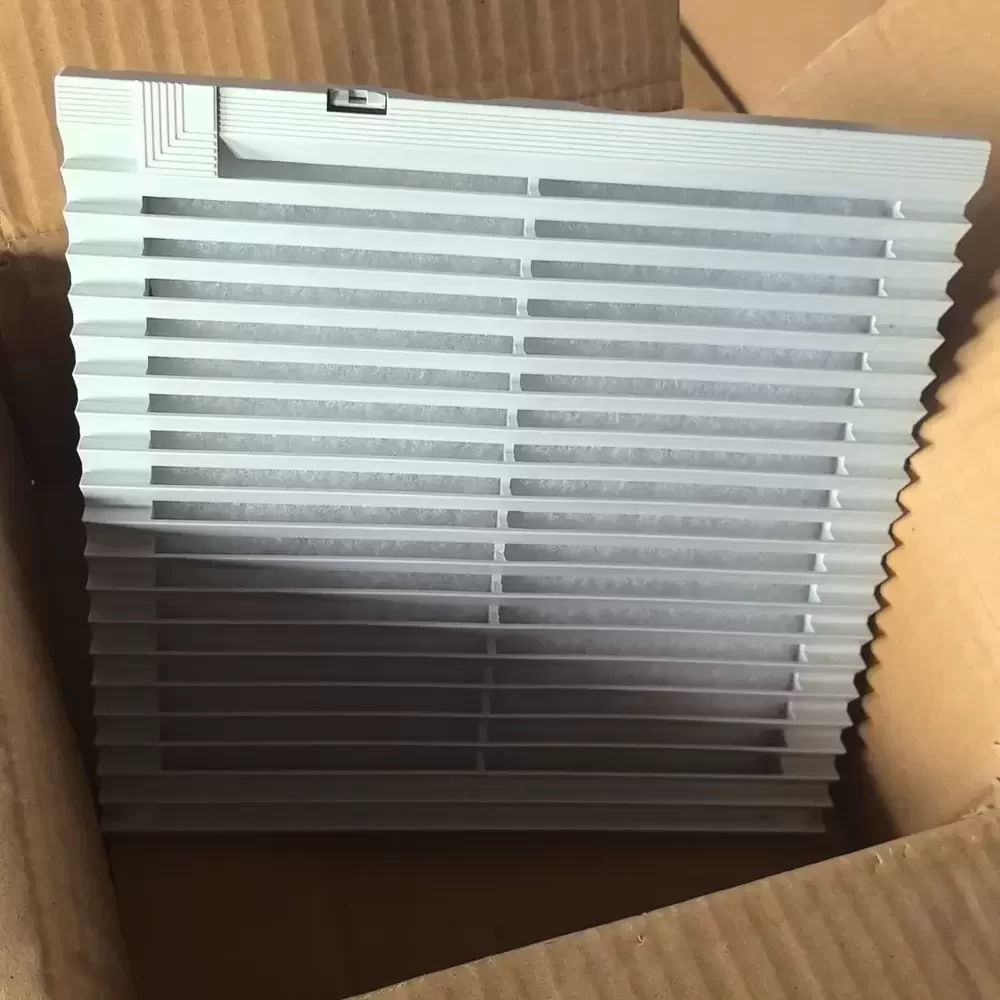 SK 3325.107 Rittal 230VAC 255x255mm IP54 Fan-and-Filter Unit SK 3325.107 Rittal 230VAC 255x255mm IP54 Fan-and-Filter Unit