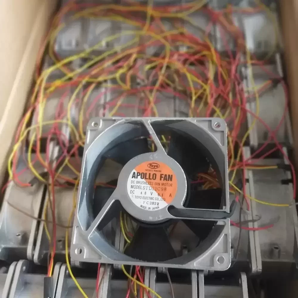 STD12C98 TOYO 48VDC 120x120x38mm 3-Wire Axial Fan STD12C98 TOYO 48VDC 120x120x38mm 3-Wire Axial Fan