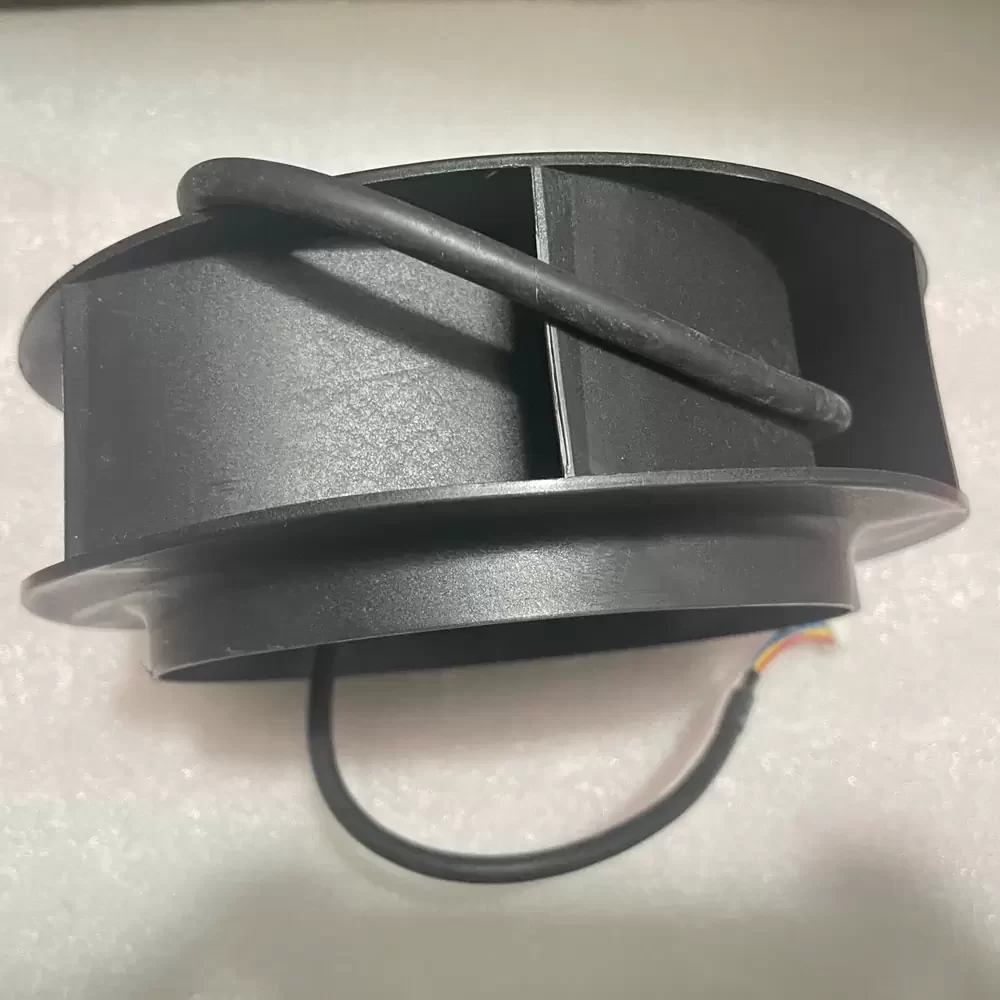 TCA1748BT-00 Delta 48VDC 175mm PWM Centrifugal Fan TCA1748BT-00 Delta 48VDC 175mm PWM Centrifugal Fan