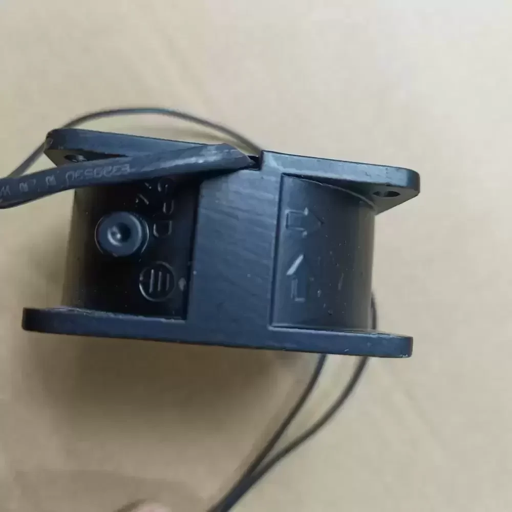 UF-6030B23H Fulltech 230VAC 60x60x30mm Axial Fan UF-6030B23H Fulltech 230VAC 60x60x30mm Axial Fan