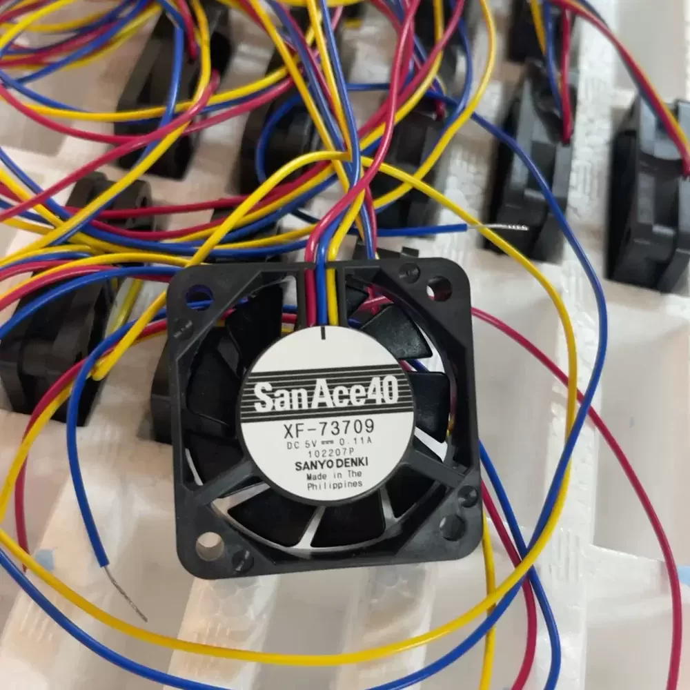 XF-73709 Sanyo Denki 5VDC 40x40x15mm 0.11A Axial Fan