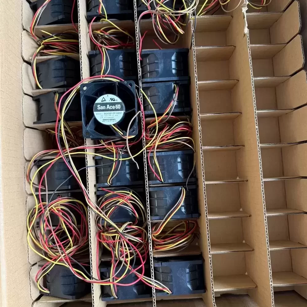 9GV0612P1H051 Sanyo Denki 12VDC 60x60x38mm Axial Fan 9GV0612P1H051 Sanyo Denki 12VDC 60x60x38mm Axial Fan