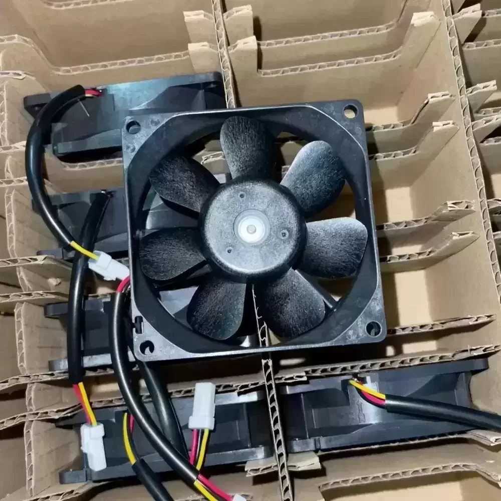 9WP0824S4D03 Sanyo Denki 24VDC 80x80x25mm Waterproof Axial Fan 9WP0824S4D03 Sanyo Denki 24VDC 80x80x25mm Waterproof Axial Fan