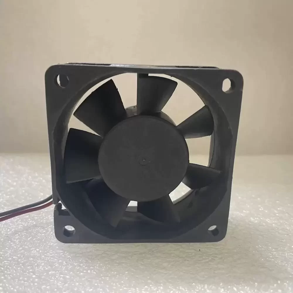 AD0612HB-A70GL ADDA 12VDC 60x60x25mm 2-Wire Axial Fan AD0612HB-A70GL ADDA 12VDC 60x60x25mm 2-Wire Axial Fan