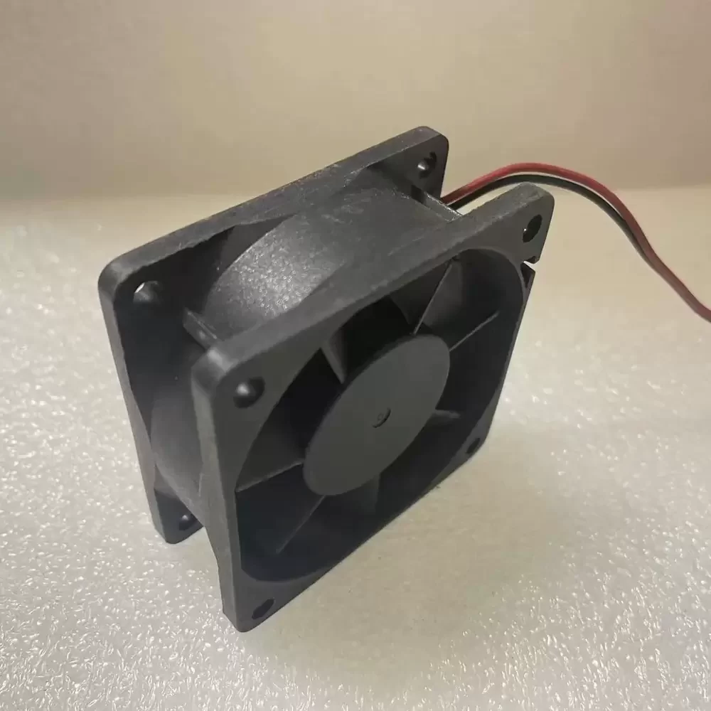 AD0612HB-A70GL ADDA 12VDC 60x60x25mm 2-Wire Axial Fan AD0612HB-A70GL ADDA 12VDC 60x60x25mm 2-Wire Axial Fan