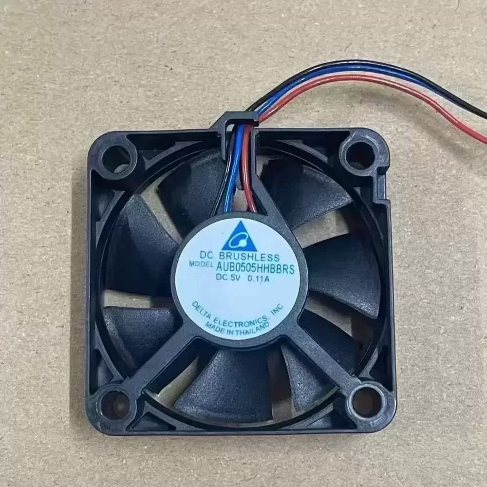 AUB0505HHBRS Delta 5VDC 50mm 3-Wire Axial Fan