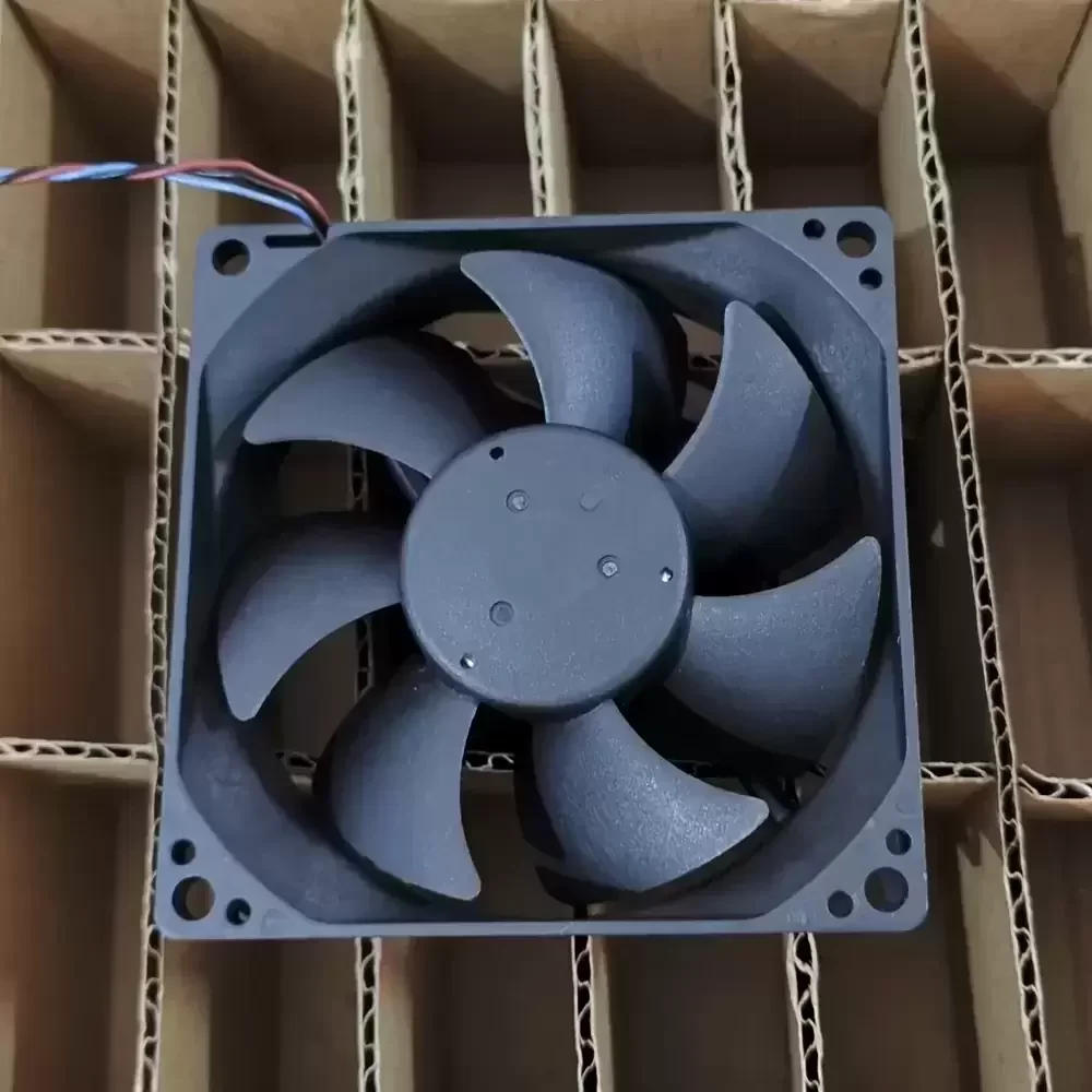 AUB0812M-E114 Delta 12VDC 0.17A 80x80x25mm Axial Fan AUB0812M-E114 Delta 12VDC 0.17A 80x80x25mm Axial Fan