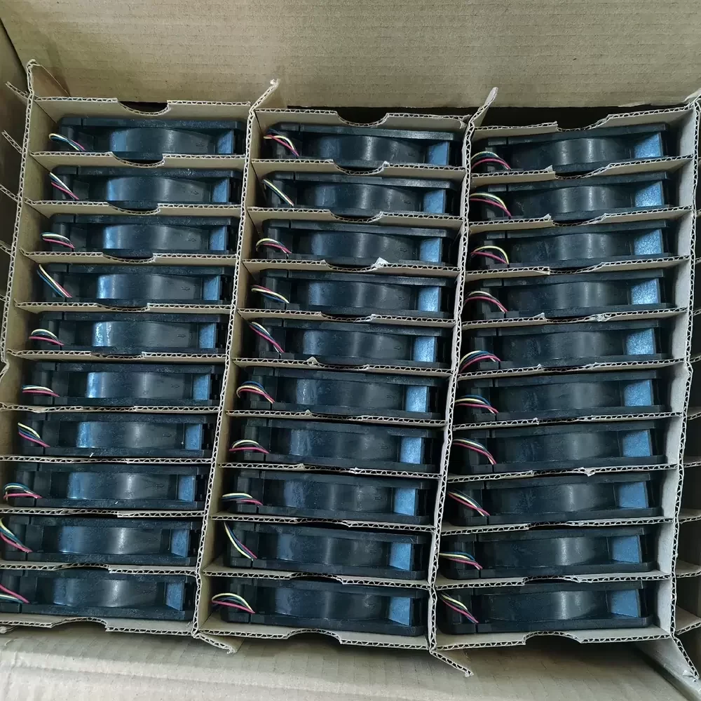 D1225C12B7ZPBE6 Nidec Servo 12VDC 120x120x25mm PWM Axial Fan D1225C12B7ZPBE6 Nidec Servo 12VDC 120x120x25mm PWM Axial Fan