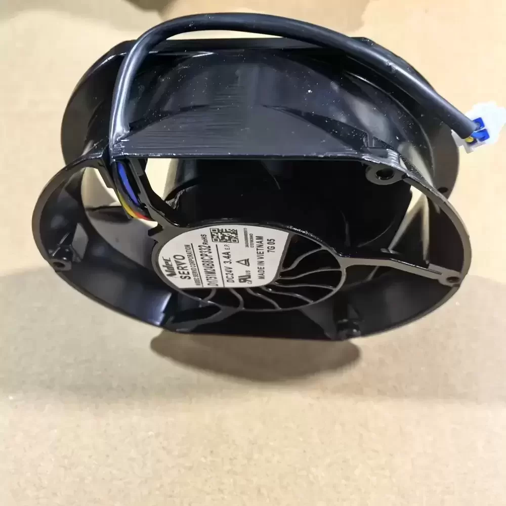 D1751M24B8CP332 Nidec SERVO 24VDC 172x51mm Axial Fan D1751M24B8CP332 Nidec SERVO 24VDC 172x51mm Axial Fan