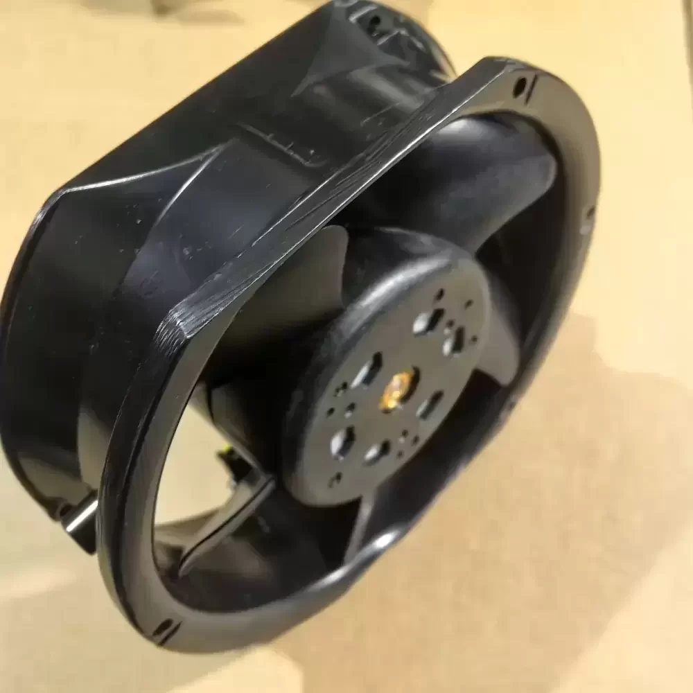 D1751M24B8CP332 Nidec SERVO 24VDC 172x51mm Axial Fan D1751M24B8CP332 Nidec SERVO 24VDC 172x51mm Axial Fan