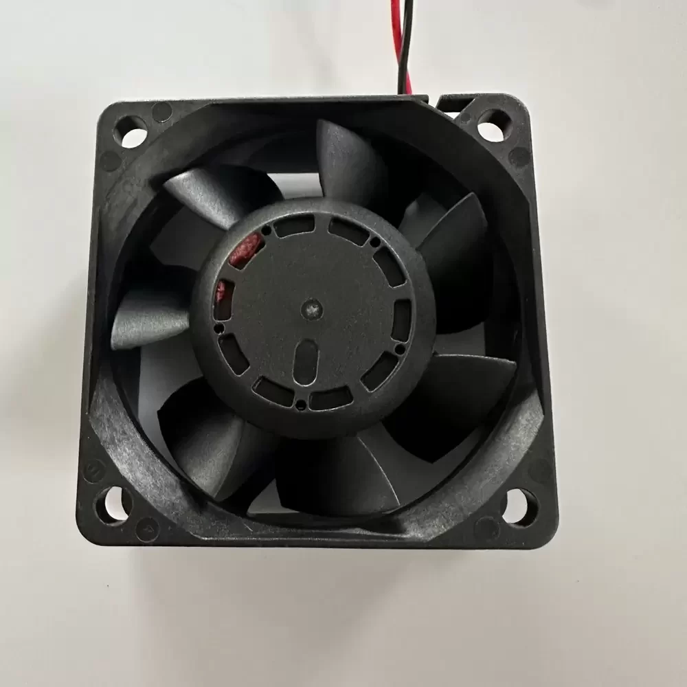 DATA0625B2L-036 AVC 12VDC 60x60x25mm 2-Wire Axial Fan DATA0625B2L-036 AVC 12VDC 60x60x25mm 2-Wire Axial Fan