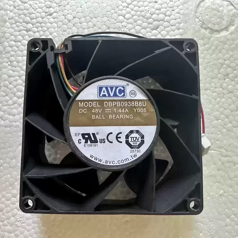 DBPB0938B8U-Y005 AVC 48VDC 90x90x38mm PWM Axial Fan