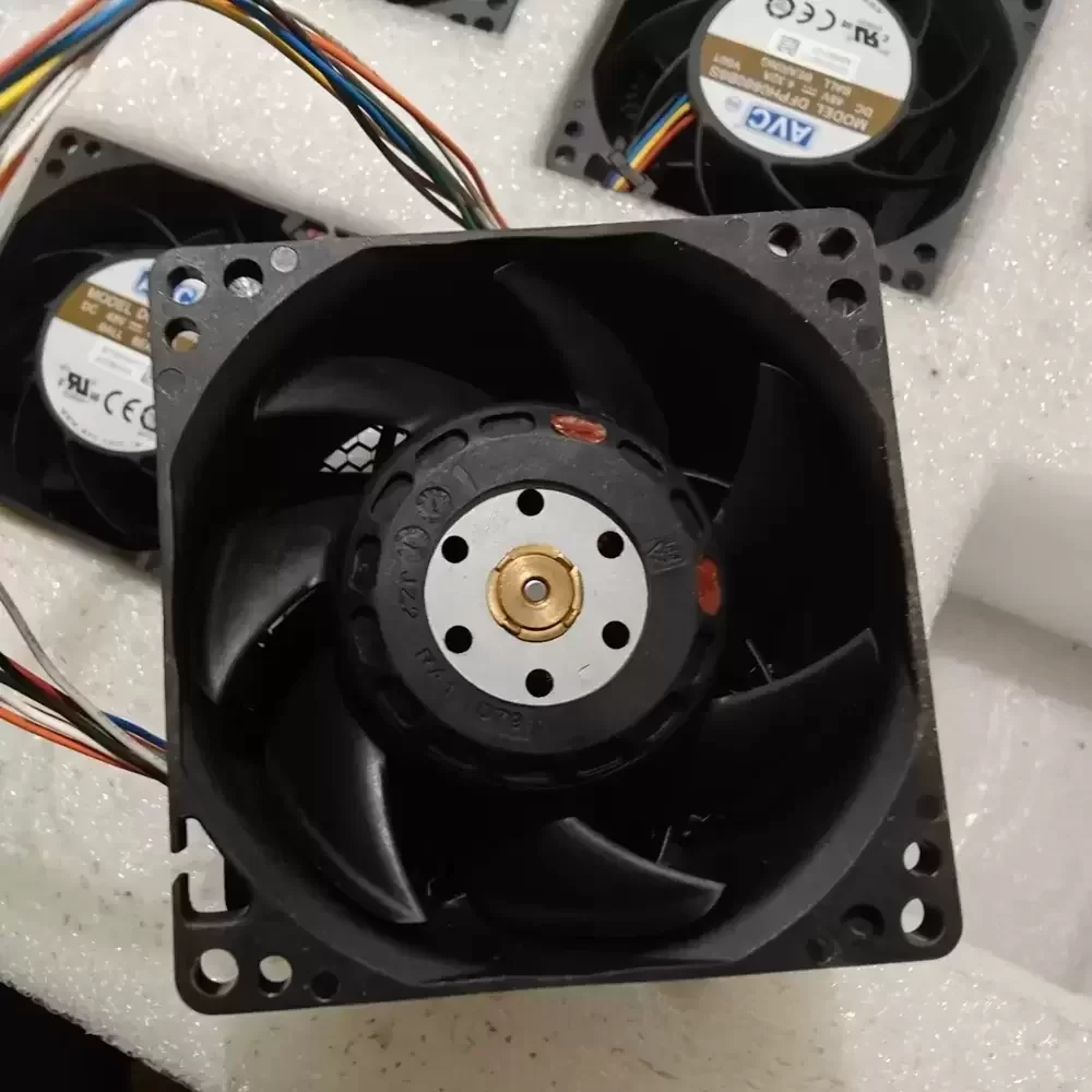 DFPH0880B8S-Y001 AVC 48VDC 4.32A 80x80x38mm Cooling Fan DFPH0880B8S-Y001 AVC 48VDC 4.32A 80x80x38mm Cooling Fan