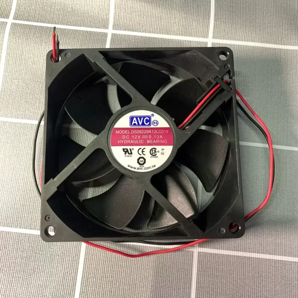 DS09225R12LC019 AVC 12VDC 92x92x25mm Hydraulic Axial Fan