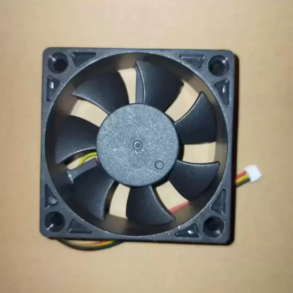 EC6020M12EA Evercool 12VDC 60x60x20mm 3-Wire Axial Fan EC6020M12EA Evercool 12VDC 60x60x20mm 3-Wire Axial Fan