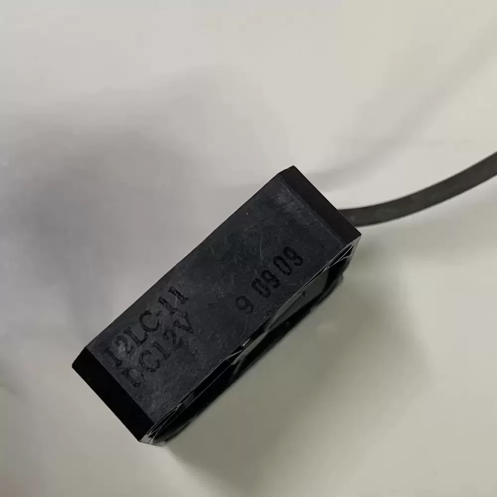 F310R-12LC Copal 12VDC 30x30x10mm Low Noise Axial Fan F310R-12LC Copal 12VDC 30x30x10mm Low Noise Axial Fan