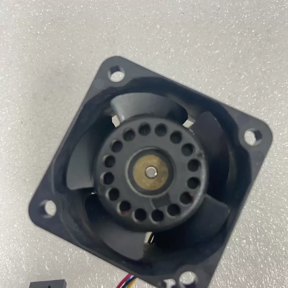 FFB412UHN-BC2EA03 Delta 12VDC 1.01A 40x40x28mm Axial Fan FFB412UHN-BC2EA03 Delta 12VDC 1.01A 40x40x28mm Axial Fan