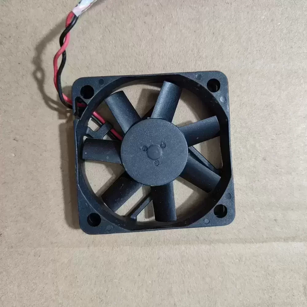 MB50101V2-000C-A99 SUNON 12VDC 50x50x10mm MagLev Axial Fan MB50101V2-000C-A99 SUNON 12VDC 50x50x10mm MagLev Axial Fan