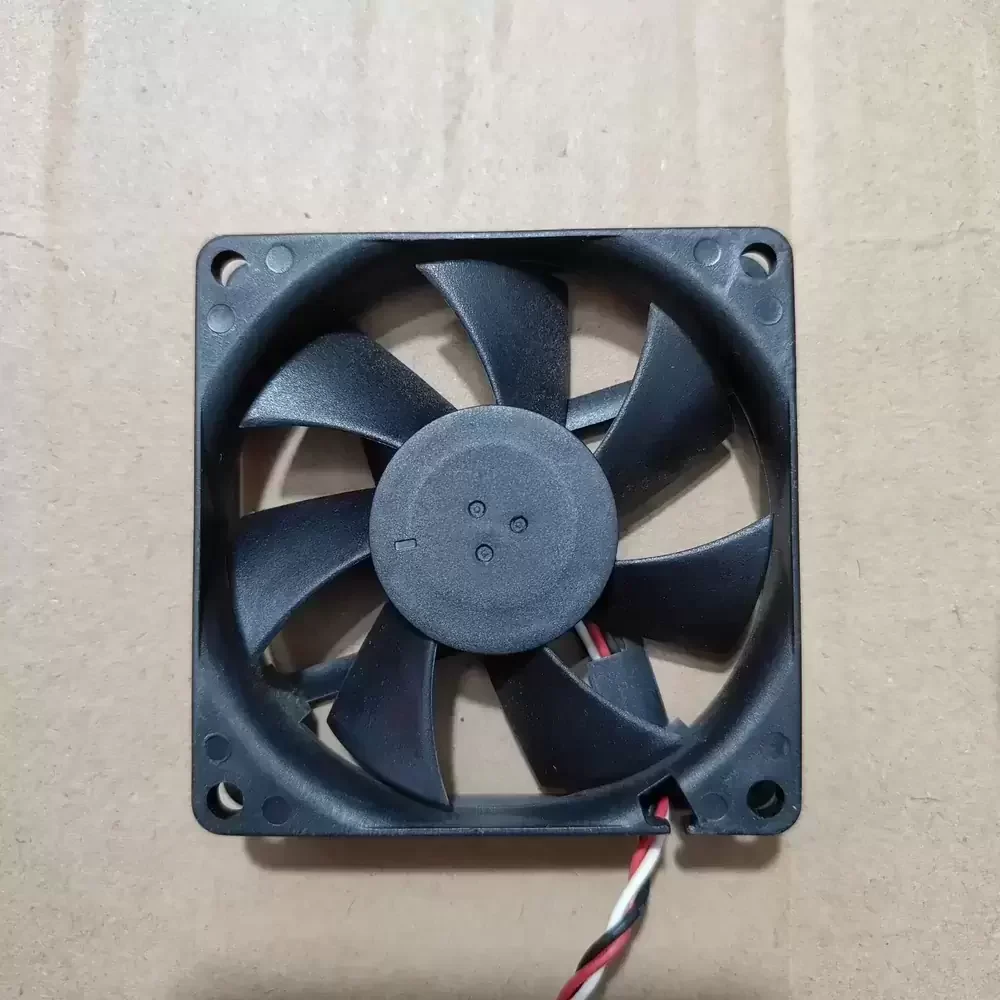 ME70152V1-Q00C-F99 SUNON 24VDC 70x70x15mm MagLev Axial Fan ME70152V1-Q00C-F99 SUNON 24VDC 70x70x15mm MagLev Axial Fan