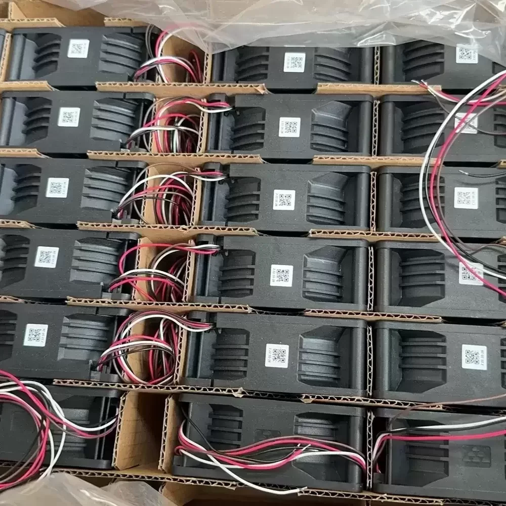 MGT9224MB-W38E Protechnic 24VDC 92x92x25mm IP68 Axial Fan MGT9224MB-W38E Protechnic 24VDC 92x92x25mm IP68 Axial Fan