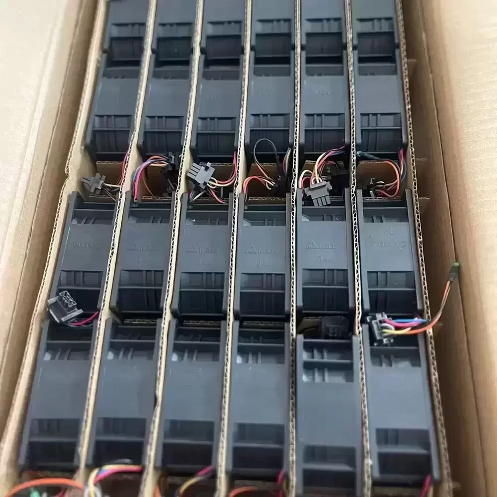 PFB0912DHE-BTJ Delta 12VDC 92x92x38mm PWM Axial Fan PFB0912DHE-BTJ Delta 12VDC 92x92x38mm PWM Axial Fan