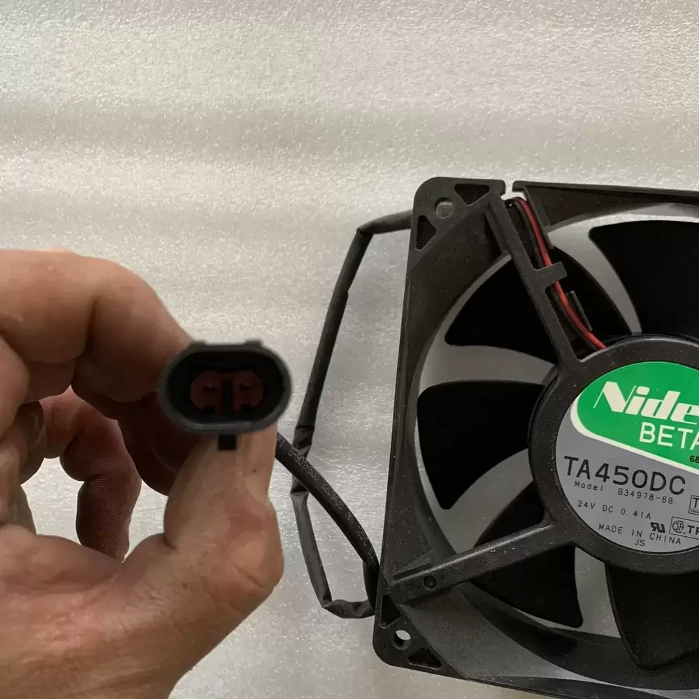 TA450DC B34978-68 Nidec 24VDC 120x120x38mm Axial Fan TA450DC B34978-68 Nidec 24VDC 120x120x38mm Axial Fan
