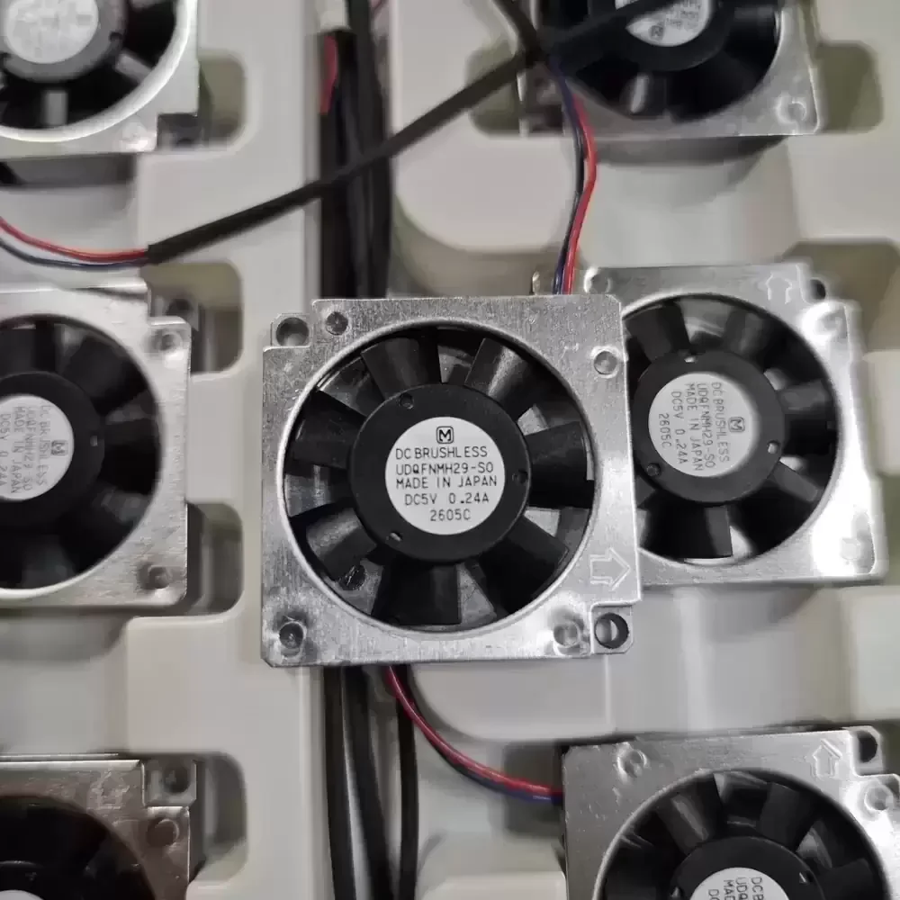 UDQFNMH29-S0 Panasonic 5VDC 35x35x7mm Laptop CPU Blower Fan