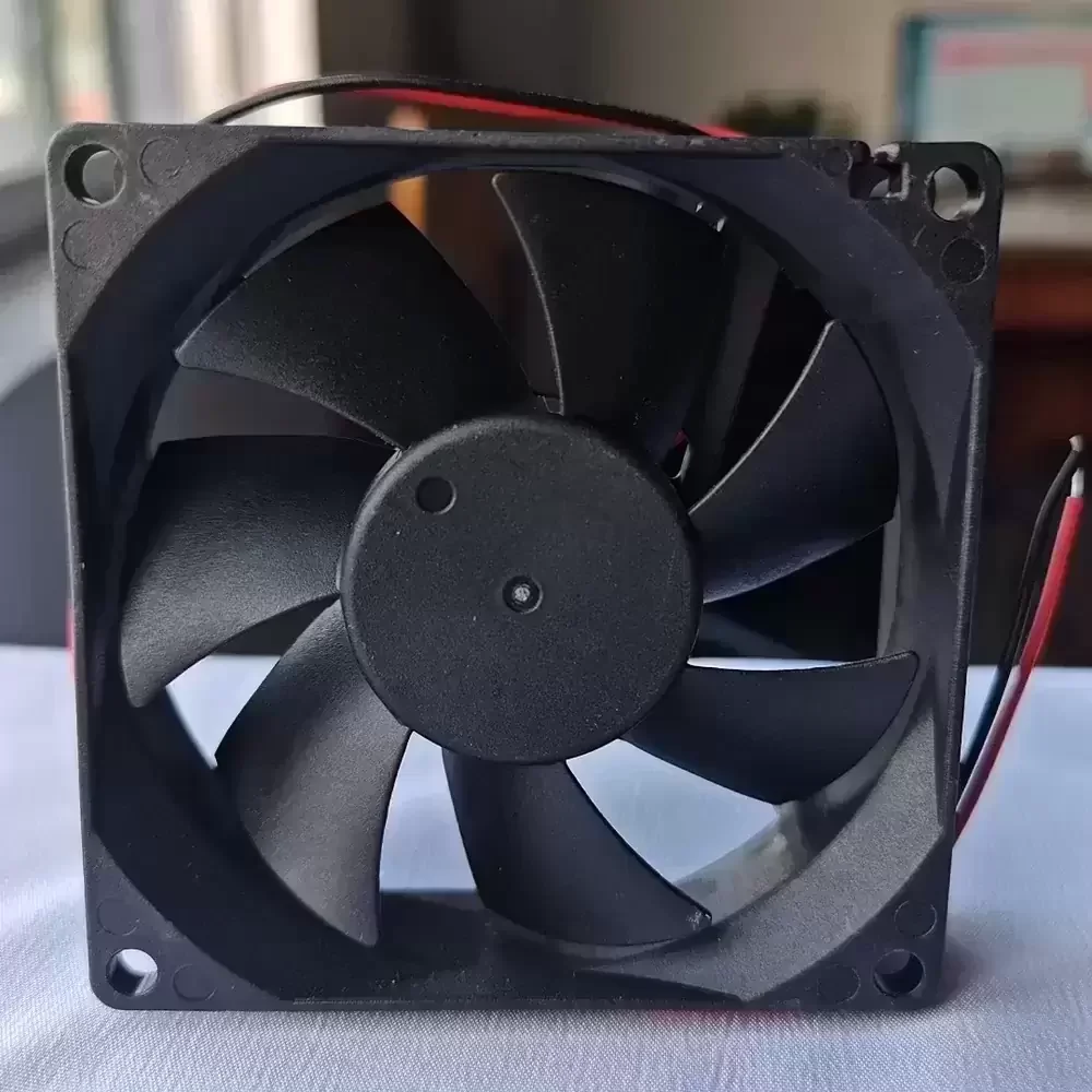 XQF8025HBL XQF 12VDC 80x80x25mm Brushless Axial Fan XQF8025HBL XQF 12VDC 80x80x25mm Brushless Axial Fan