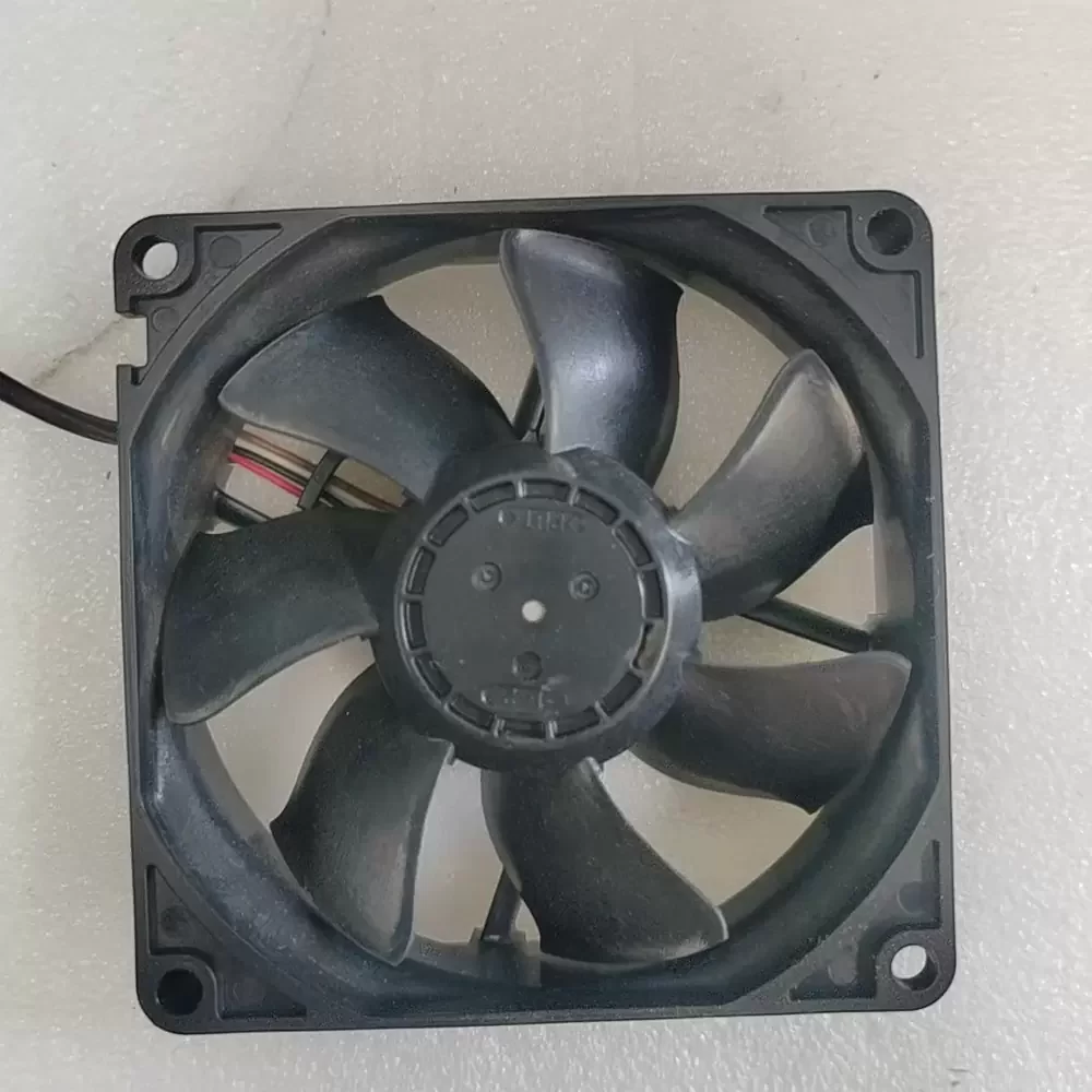 08025SA-24R-BU-DY NMB 24VDC 0.22A 80x80x25mm Axial Fan 08025SA-24R-BU-DY NMB 24VDC 0.22A 80x80x25mm Axial Fan