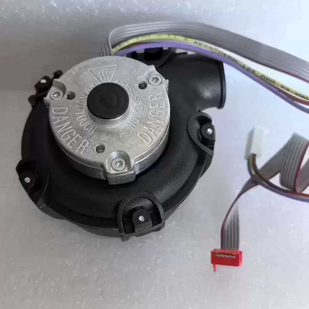 9393020011 ebmpapst 24VDC 100x100x25mm Centrifugal Fan