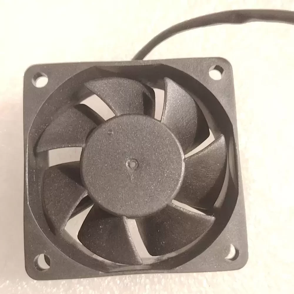 AD06024XB257100 ADDA 24VDC 60x60x25mm 2-Wire Axial Fan AD06024XB257100 ADDA 24VDC 60x60x25mm 2-Wire Axial Fan