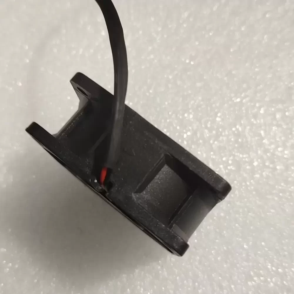 AD06024XB257100 ADDA 24VDC 60x60x25mm 2-Wire Axial Fan AD06024XB257100 ADDA 24VDC 60x60x25mm 2-Wire Axial Fan