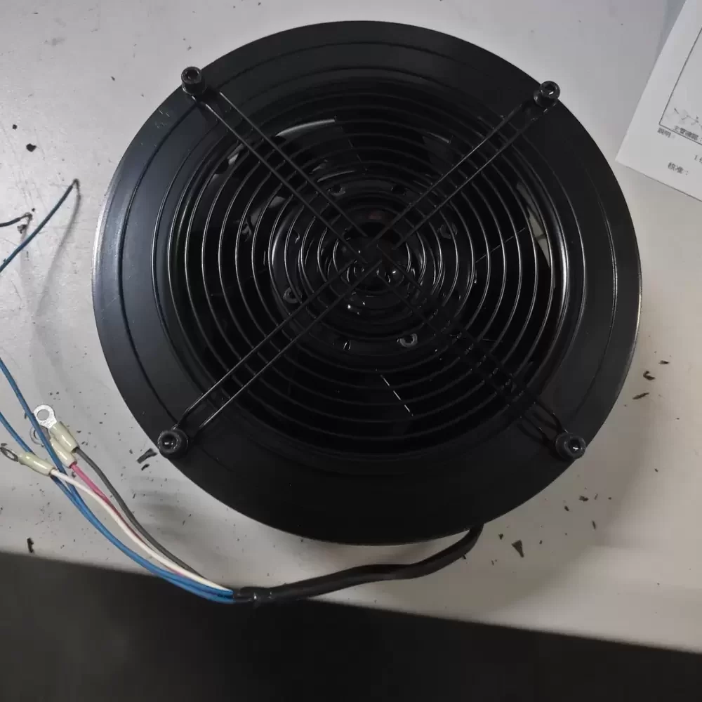 B-600-2 Sanyo Denki 200-230VAC IP45 Centrifugal Fan B-600-2 Sanyo Denki 200-230VAC IP45 Centrifugal Fan